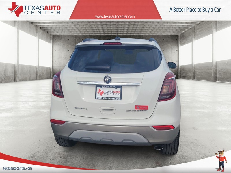 Buick Encore Vehicle Full-screen Gallery Image 06