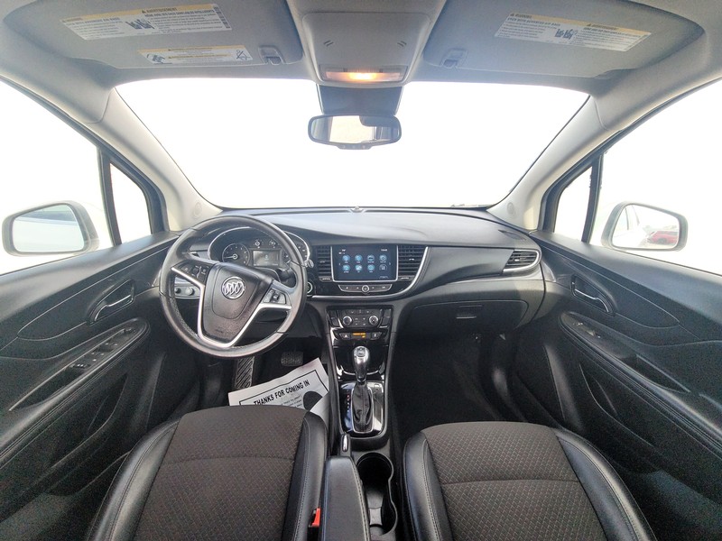 Buick Encore Vehicle Full-screen Gallery Image 15
