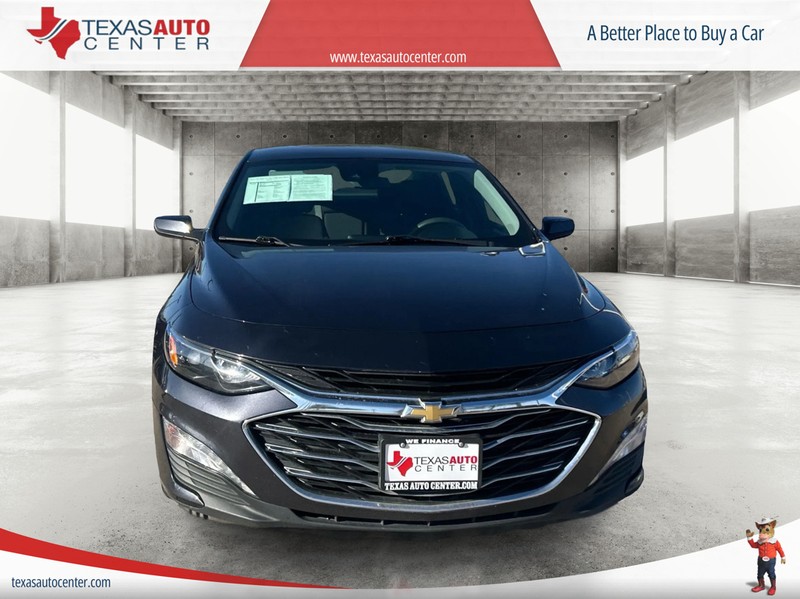 Chevrolet Malibu Vehicle Full-screen Gallery Image 03