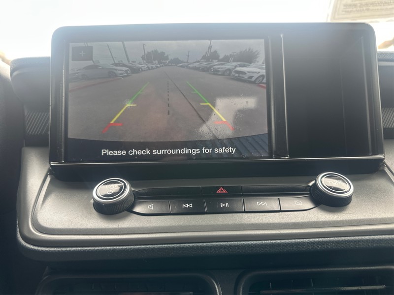 Ford Maverick Vehicle Full-screen Gallery Image 17