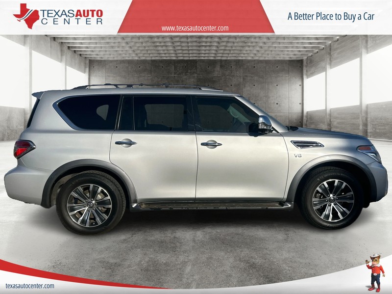 Nissan Armada Vehicle Full-screen Gallery Image 04