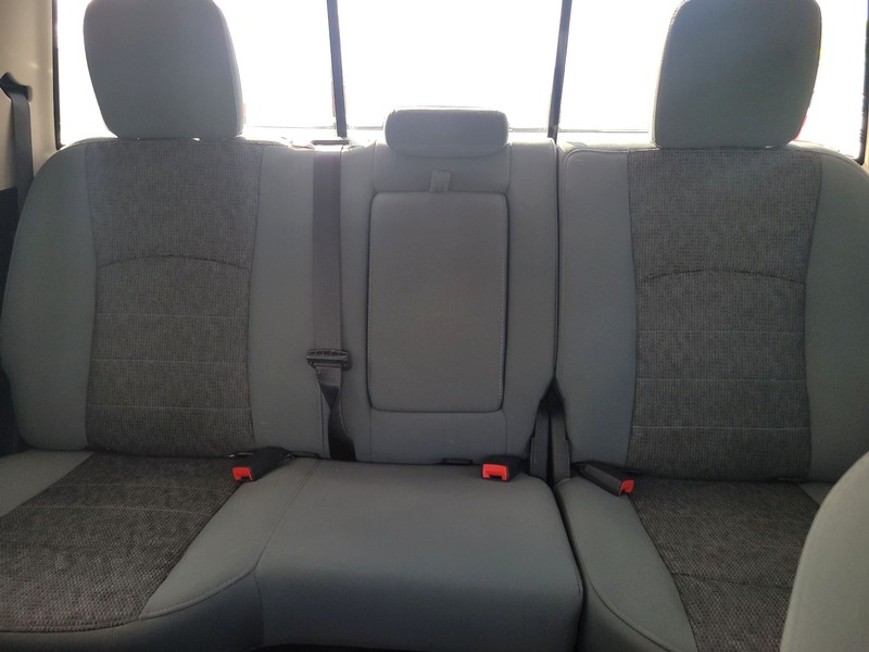 Ram 1500 Vehicle Full-screen Gallery Image 12