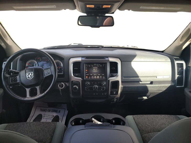 Ram 1500 Vehicle Full-screen Gallery Image 15