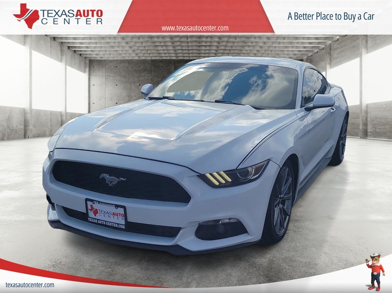 Ford Mustang Vehicle Full-screen Gallery Image 2