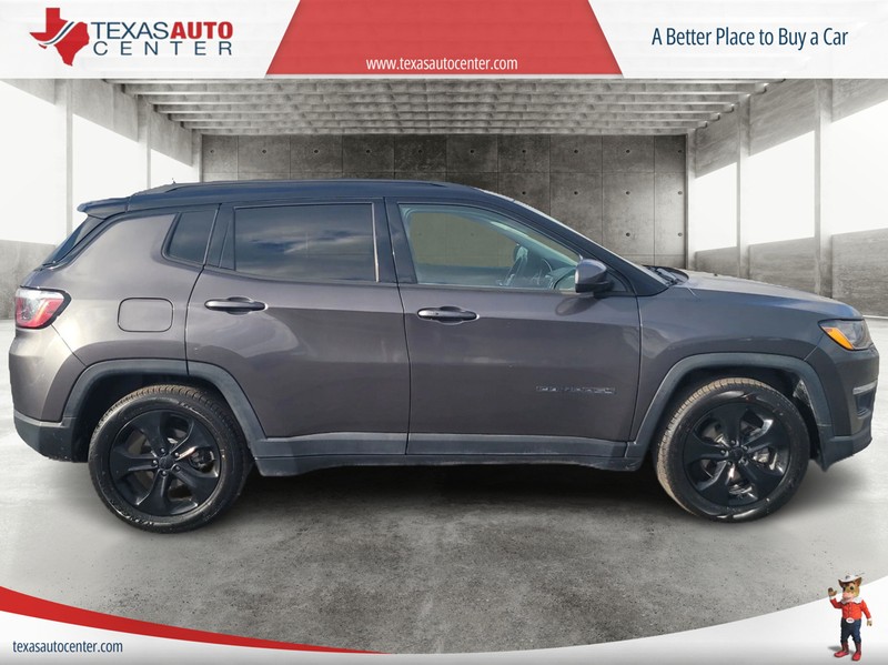 Jeep Compass Vehicle Full-screen Gallery Image 4