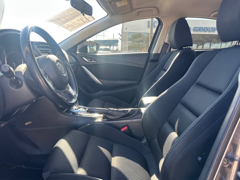 Mazda Mazda6 Vehicle Full-screen Gallery Image 9