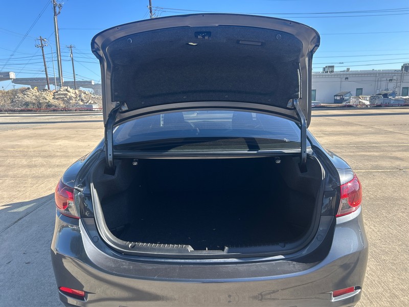 Mazda Mazda6 Vehicle Full-screen Gallery Image 11