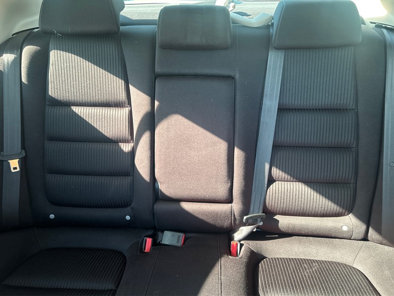 Mazda Mazda6 Vehicle Full-screen Gallery Image 13