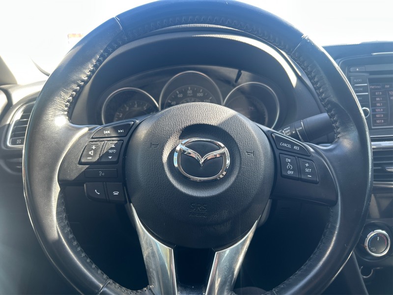 Mazda Mazda6 Vehicle Full-screen Gallery Image 14