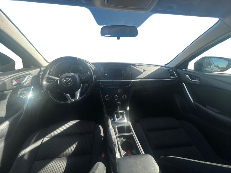 Mazda Mazda6 Vehicle Full-screen Gallery Image 16