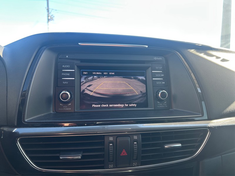 Mazda Mazda6 Vehicle Full-screen Gallery Image 17