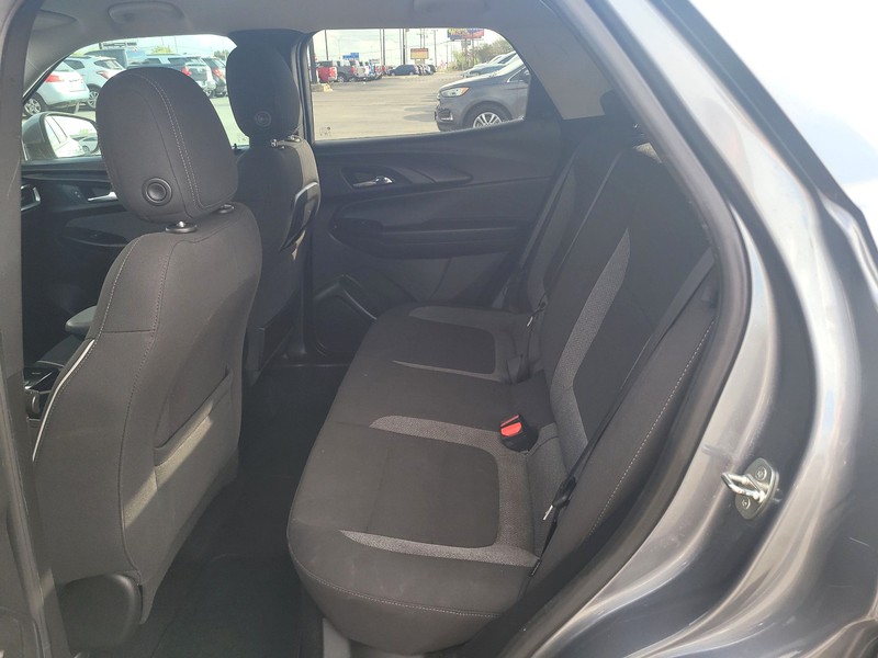 Chevrolet Trailblazer Vehicle Full-screen Gallery Image 2