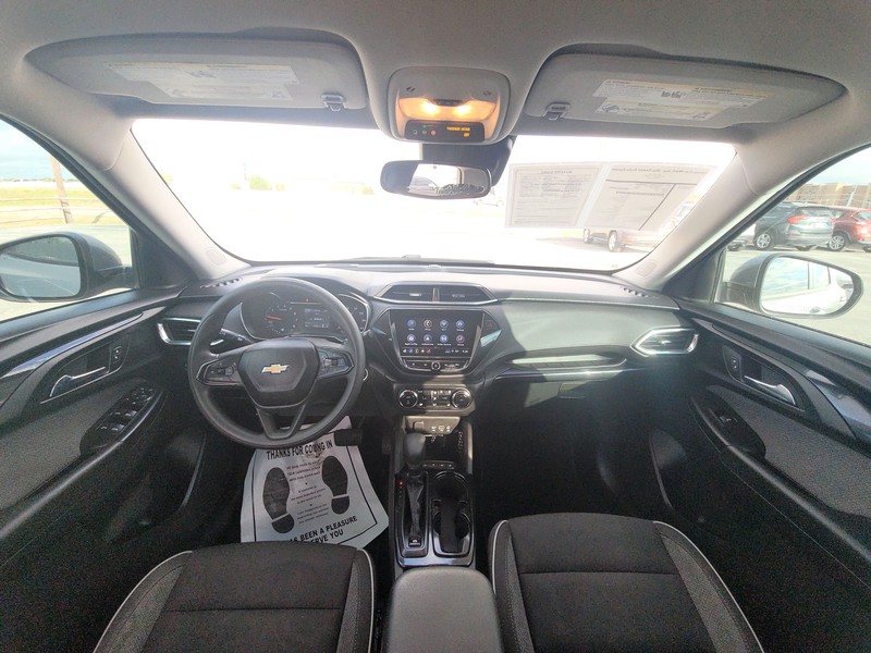 Chevrolet Trailblazer Vehicle Full-screen Gallery Image 7