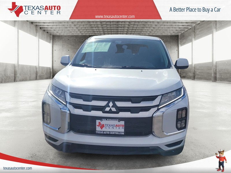 Mitsubishi Outlander Sport Vehicle Full-screen Gallery Image 3