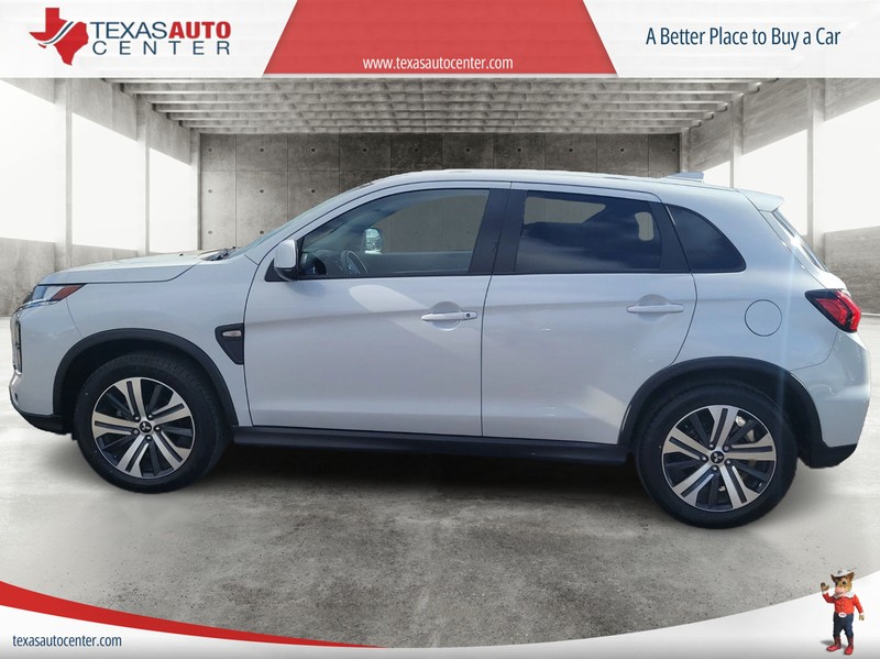 Mitsubishi Outlander Sport Vehicle Full-screen Gallery Image 5