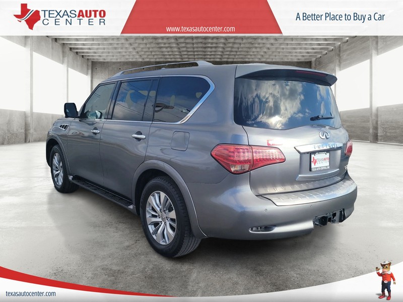 INFINITI QX80 Vehicle Full-screen Gallery Image 8