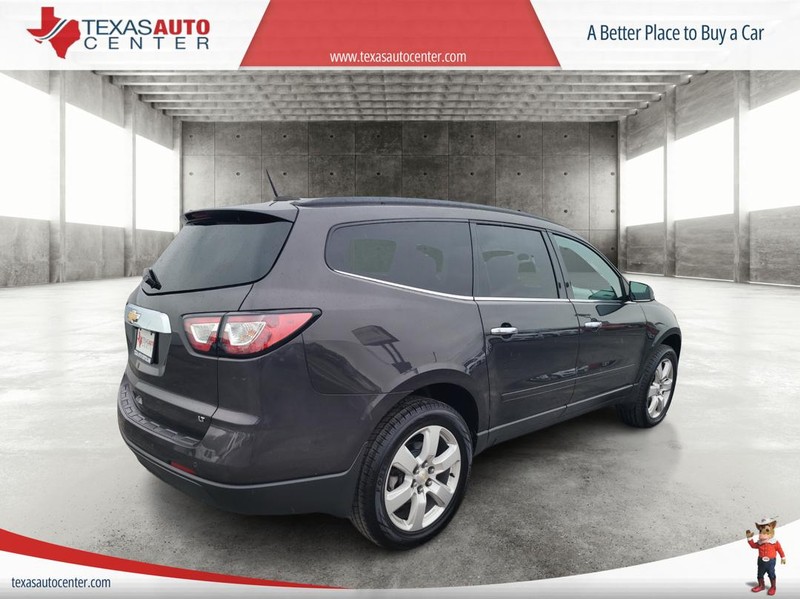 Chevrolet Traverse Vehicle Full-screen Gallery Image 7