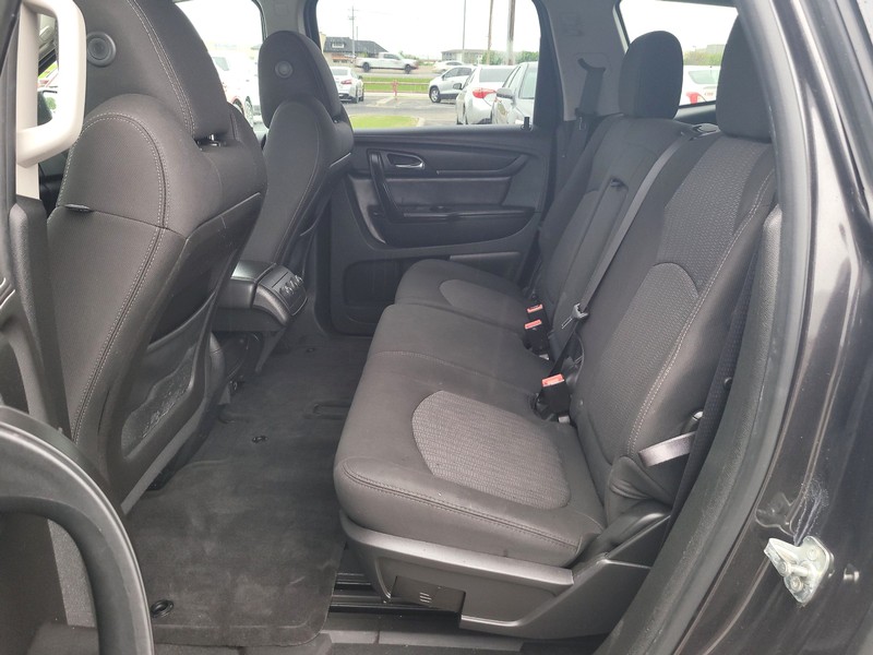 Chevrolet Traverse Vehicle Full-screen Gallery Image 10