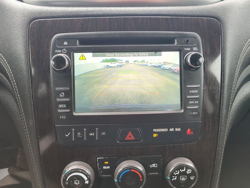 Chevrolet Traverse Vehicle Full-screen Gallery Image 16