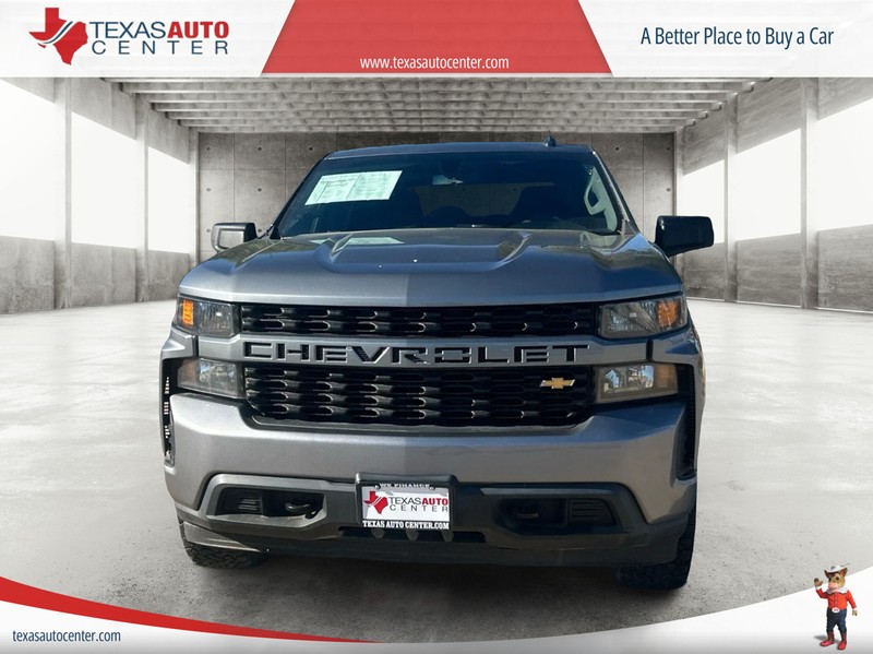 Chevrolet Silverado 1500 Vehicle Full-screen Gallery Image 3