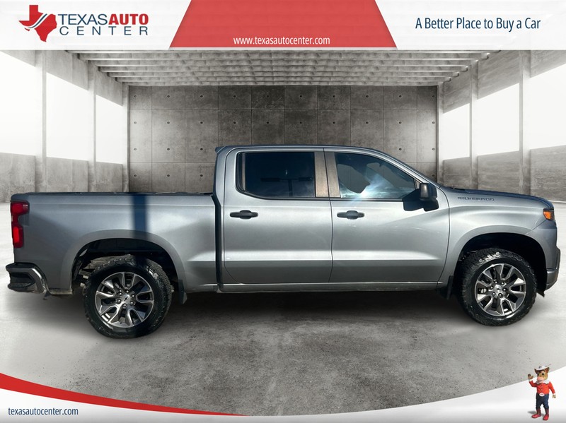 Chevrolet Silverado 1500 Vehicle Full-screen Gallery Image 4