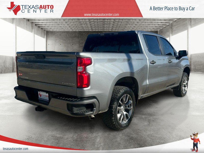 Chevrolet Silverado 1500 Vehicle Full-screen Gallery Image 7