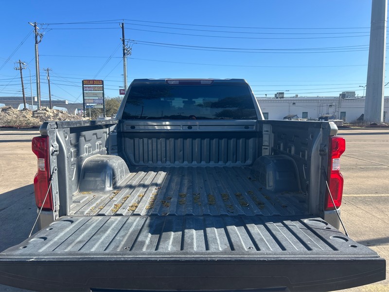 Chevrolet Silverado 1500 Vehicle Full-screen Gallery Image 11