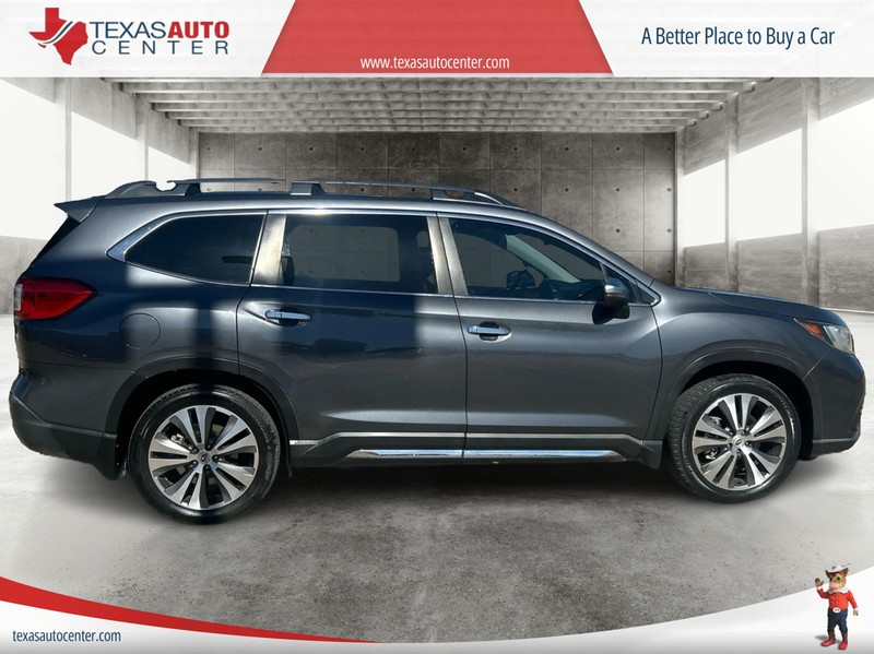 Subaru Ascent Vehicle Full-screen Gallery Image 4