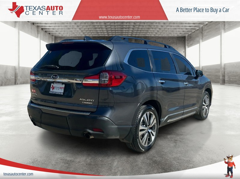 Subaru Ascent Vehicle Full-screen Gallery Image 7