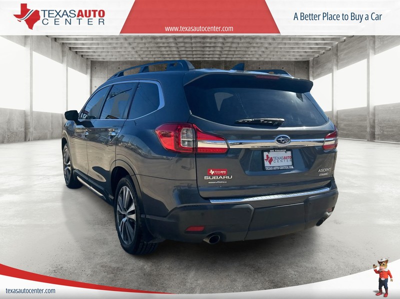 Subaru Ascent Vehicle Full-screen Gallery Image 8