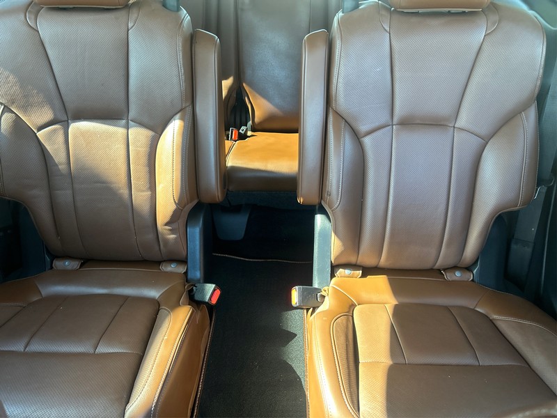 Subaru Ascent Vehicle Full-screen Gallery Image 13