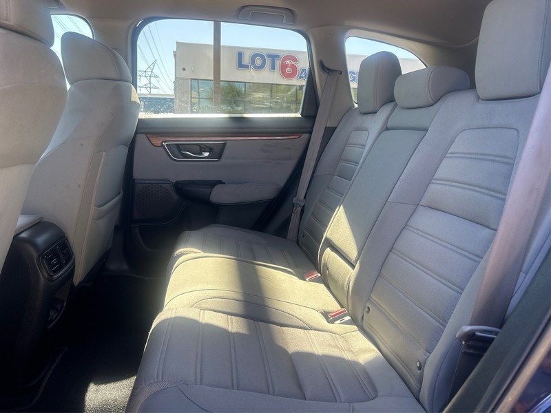 Honda CR-V Vehicle Full-screen Gallery Image 10