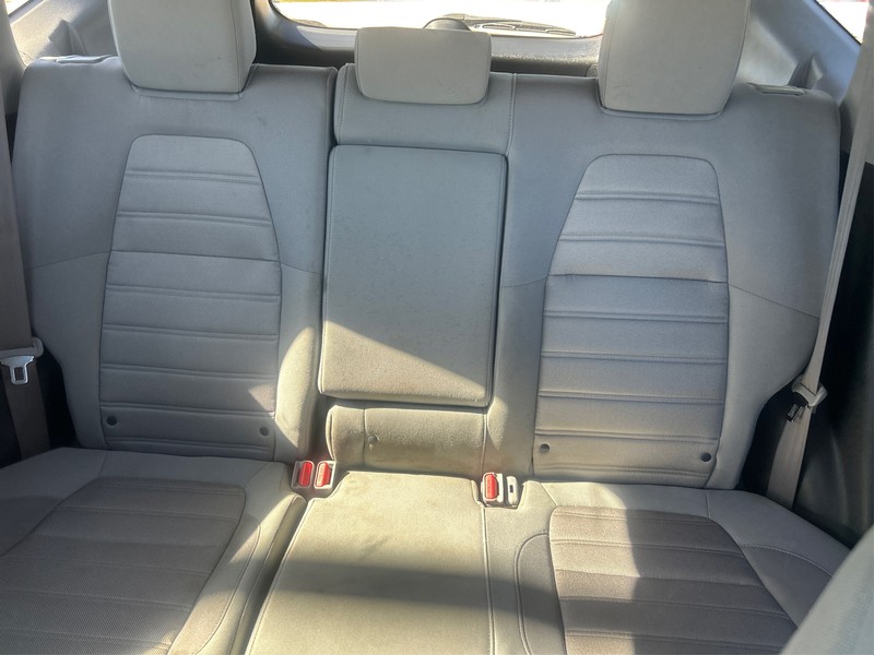 Honda CR-V Vehicle Full-screen Gallery Image 13