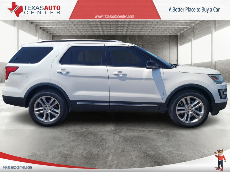 Ford Explorer Vehicle Full-screen Gallery Image 4