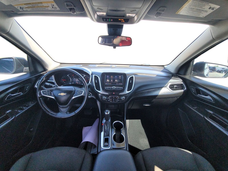 Chevrolet Equinox Vehicle Full-screen Gallery Image 15