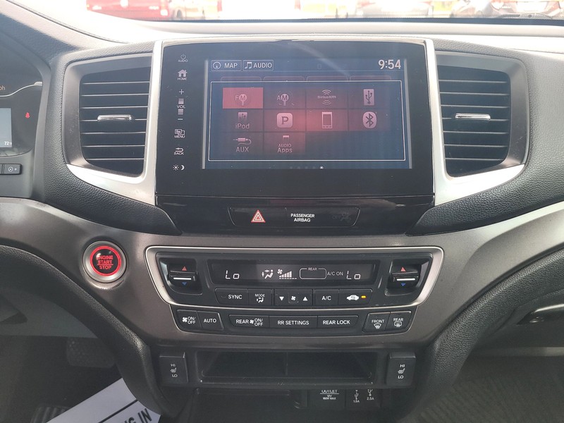 Honda Pilot Vehicle Full-screen Gallery Image 12