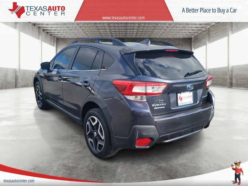 Subaru Crosstrek Vehicle Full-screen Gallery Image 8