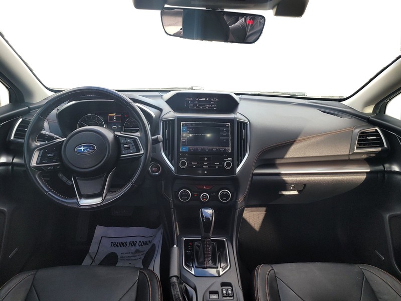 Subaru Crosstrek Vehicle Full-screen Gallery Image 16