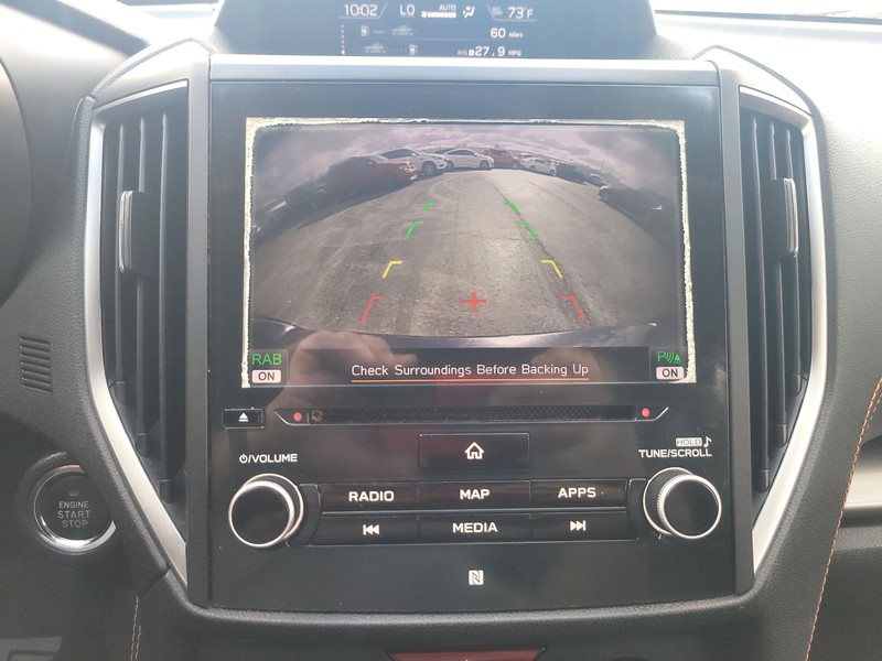 Subaru Crosstrek Vehicle Full-screen Gallery Image 18