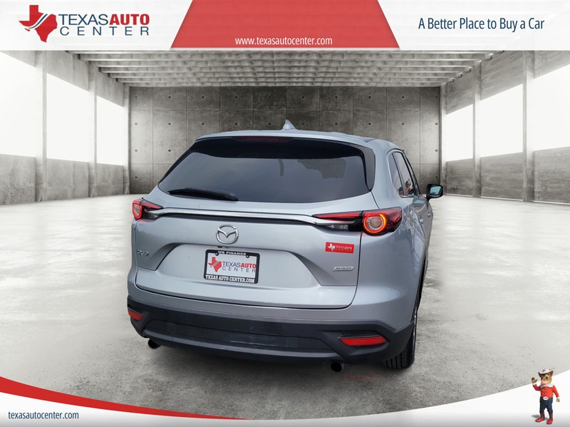 Mazda CX-9 Vehicle Full-screen Gallery Image 2