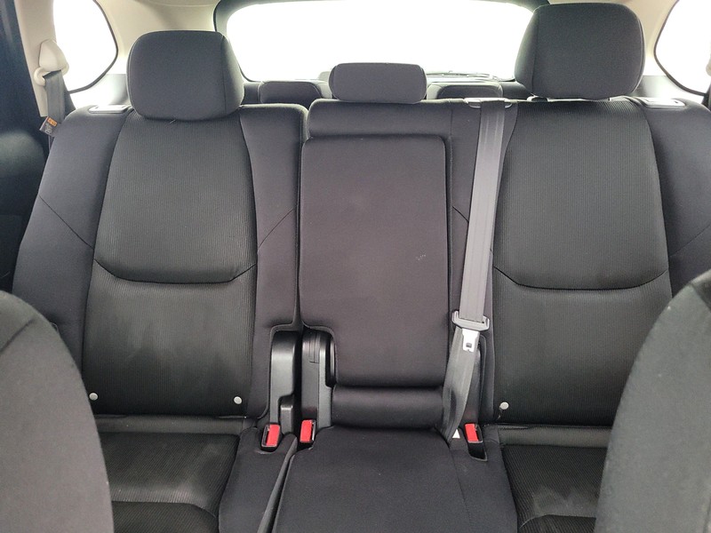 Mazda CX-9 Vehicle Full-screen Gallery Image 13