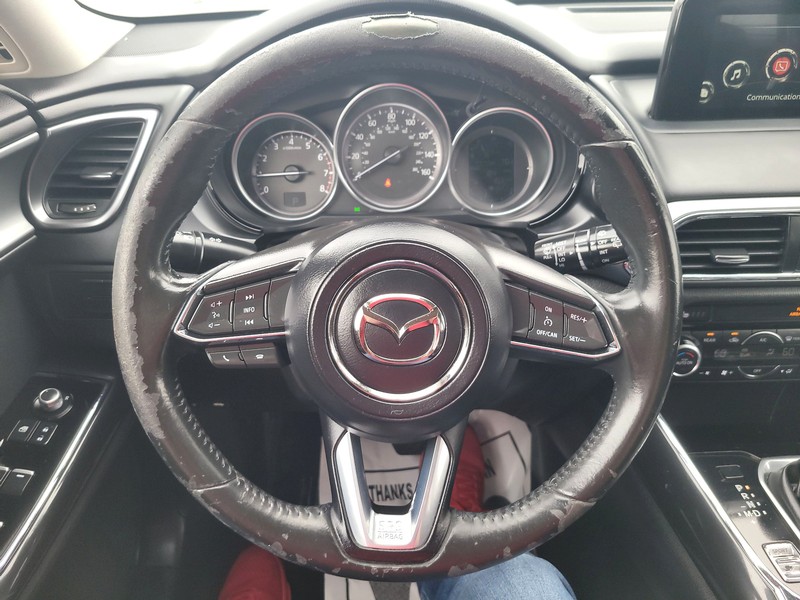 Mazda CX-9 Vehicle Full-screen Gallery Image 14