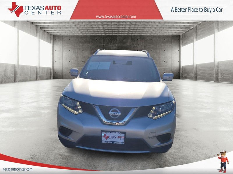 Nissan Rogue Vehicle Full-screen Gallery Image 3