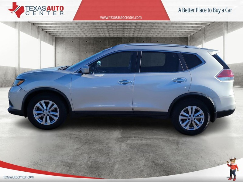 Nissan Rogue Vehicle Full-screen Gallery Image 5