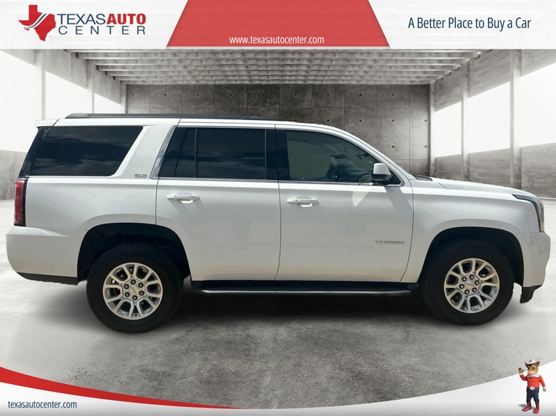 GMC Yukon Vehicle Full-screen Gallery Image 4