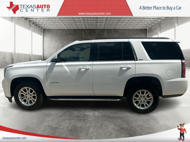 GMC Yukon Vehicle Full-screen Gallery Image 5