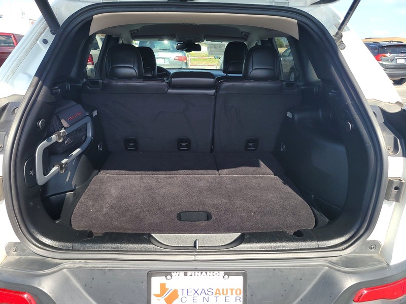 Jeep Cherokee Vehicle Full-screen Gallery Image 9