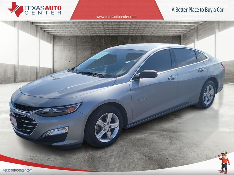 Chevrolet Malibu Vehicle Full-screen Gallery Image 2