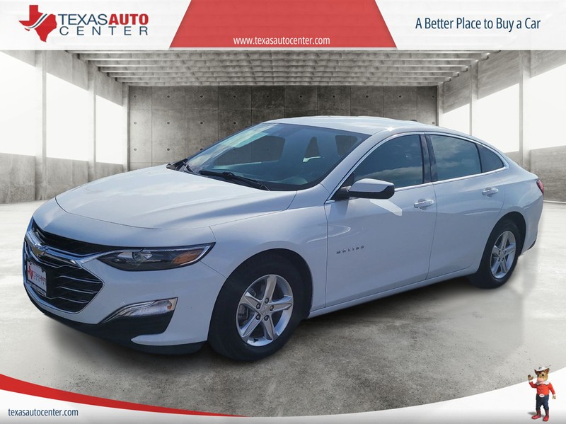 Chevrolet Malibu Vehicle Full-screen Gallery Image 2