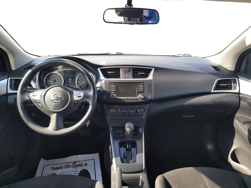 Nissan Sentra Vehicle Full-screen Gallery Image 14